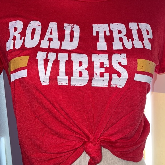 Crop Top - Picture 2 of 5